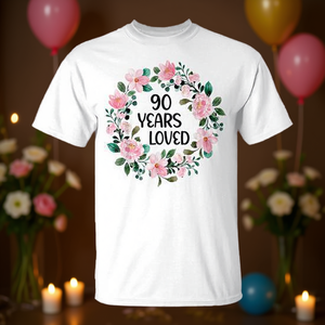 Camiseta de cumpleaños con diseño floral de 90 años, regalo de 90.º aniversario para mujeres y hombres - Product Image 3