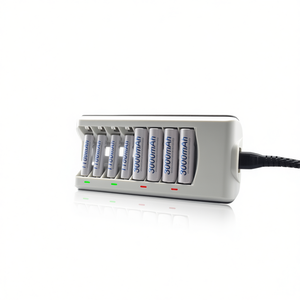 D0100XF0GIJ Cargador de baterías de 8 ranuras para baterías recargables Ni-Mh Ni-Cd AA AAA con indicador LED - Product Image 1