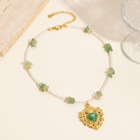 Collier vintage de style baroque en acier inoxydable plaqué or 18 carats avec perles et pendentif cœur en éclats d'aventurine verte, bijoux pour femmes