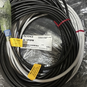 Cable de conexión de cuerpo KEYENCE SL-VP15NM para rejilla de seguridad serie SL-V, conector de cuerpo - Disperso, 15m, NPN, SL VP15NM - Product Image 2