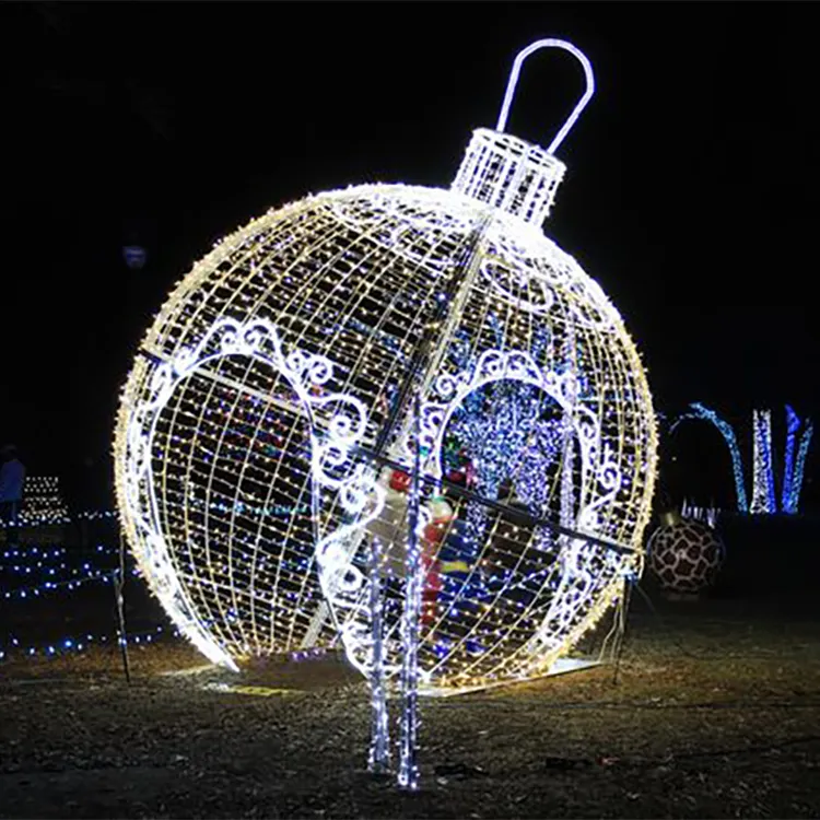 Christmas 2021 New 3D LED Outdoor Christmas Standing Reindeer Deer Light For Yard Decoration