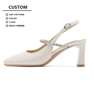 Escarpins de soirée élégants pour femme en cuir verni à bout carré, talons de 7 cm, avec strass, pour mariage - Product Image 1
