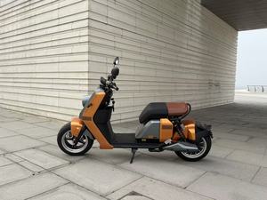 Trottinettes Électriques et Motos Électriques Haut de Gamme avec Pneus Larges, Batteries 60V 12Ah 20Ah 30Ah 40Ah 55Ah, Puissance 2000-3000W, Conformité CEE COC - Product Image 3
