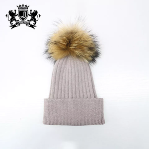 <span class=keywords><strong>Gorro</strong></span> de calavera cálido informal holgado para Día de <span class=keywords><strong>nieve</strong></span>, <span class=keywords><strong>gorro</strong></span> de punto grueso para mujer, <span class=keywords><strong>gorro</strong></span> de invierno de ganchillo a cuadros suave con pompón de piel - Product Image 1