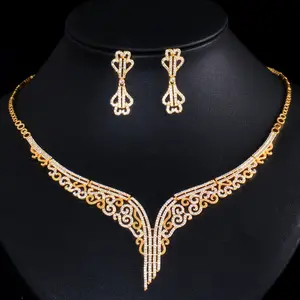 Gioielli reali europei collana etnica con zirconi cubici Color oro africano italiano e Set di gioielli con orecchini accessori da sposa