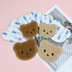중국 양질 공장 직매 수건 자수 패치 도매 맞춤 귀여운 만화 화려한 셔닐 패치 곰 - Product Image 2