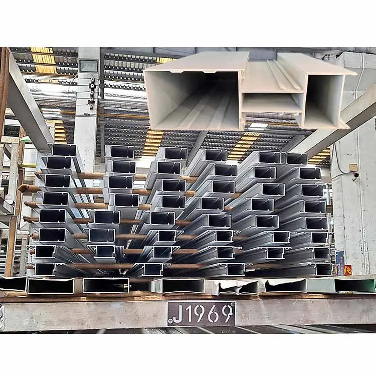 Profilé Aluminium de porte de fenêtre industrielle noir anodisé de qualité australienne pour lunettes coulissantes, usine d'aluminium cadre extrudé