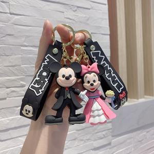 Nuovo Design 3D PVC Cartoon Cute Wedding Dress Mickey Minnie portachiavi borsa ciondolo per ragazze - Product Image 4