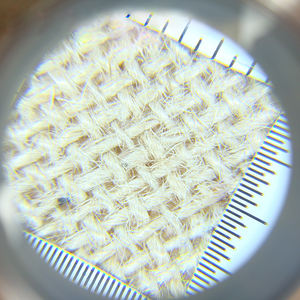 แว่นขยาย 10 เท่า พร้อมสเกล ไฟ LED ส่องสว่าง กระจกออปติคอล ไฟส่องสว่างแบบโลหะ แว่นขยายแบบมือถือ TH-8011 - Product Image 5