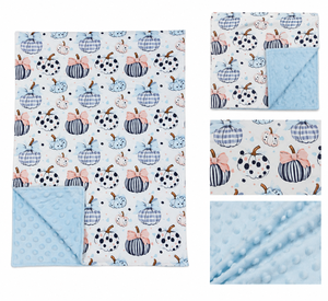 Ensemble de literie d'hiver en gros pour bébé : Couverture bleue imprimée animaux en bambou et bois biologiques et gigoteuse à manches longues pour enfant - Product Image 1