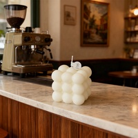Personnalisable Non Toxique Naturel DIY Marque Privée Cire De Soja Blanc Géométrique Rubik's Cube Bougie Parfumée pour la Décoration Intérieure