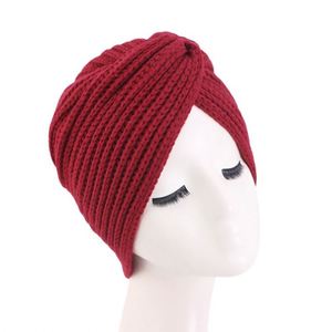 Bonnet Turban Tricoté en Acrylique Chaud d'Hiver Personnalisé avec Logo pour Femme, Motif Croisé, Idéal pour l'Extérieur - Vente en Gros - Product Image 6