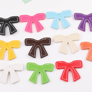 Lazos Decorativos de Cuero PU Coloridos para Accesorios de Bolsos DIY, Tamaño Mediano con Elementos Decorativos en 3D - Product Image 5