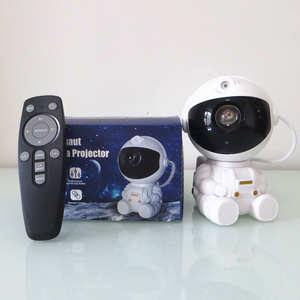 Lámpara Proyector de Astronauta de Moda, Luz de Dibujos Animados de Astronauta, Proyector de Luz Nocturna de Nebulosa Estelar para Niños, Material ABS y PC para Dormitorio - Product Image 5