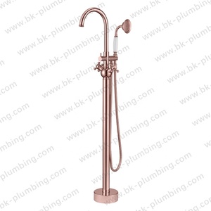 Robinet <span class=keywords><strong>de</strong></span> baignoire sur pied <span class=keywords><strong>de</strong></span> style européen avec <span class=keywords><strong>mitigeur</strong></span> <span class=keywords><strong>de</strong></span> douche et douchette - Product Image 5