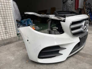 Ensamblaje de corte de Nariz de boca delantera desmontado al por mayor incluido con ventilador condensador de radiador para <span class=keywords><strong>Mercedes</strong></span> <span class=keywords><strong>Benz</strong></span> Clase <span class=keywords><strong>E</strong></span> W213 2014-2018 - Product Image 3