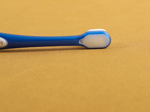 بيع بالجملة من المصنع أداة علاج العناية بالأسنان للقطط الأليفة الصحية أداة تنظيف الكلاب البلاستيكية الصديقّة الصديقّة ميزة مخزنة - Product Image 4