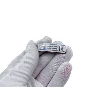 Nhà Sản Xuất Kim Loại Nhãn Nhôm Chết Đúc Logo Nhôm Dập Nổi Logo Tùy Chỉnh Kim Loại Thương Hiệu Huy Hiệu Nhôm Tên Nơi - Product Image 6