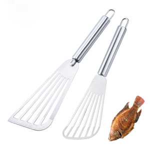 Spatule de cuisine en acier inoxydable à fentes pour retourner le poisson, la pâtisserie, les crêpes et les aliments grillés - Product Image 2