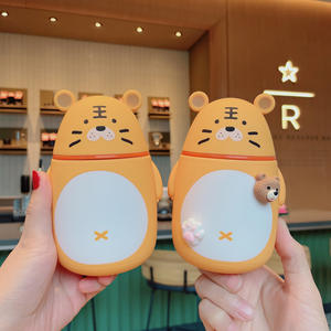 Tasse isotherme petit tigre imprimé dessin animé, 1801, nouvelle version coréenne pour étudiantes, créatif, petit cadeau, portable, cœur, joli - Product Image 4