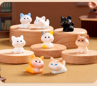 Figur Resin Kucing Mini Ramah Lingkungan, Ornamen Natal DIY Lucu untuk Meja atau Mobil, Teknik Lukis Model Resin, Kerajinan Resin