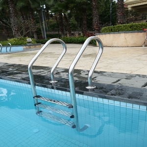 Taşınabilir paslanmaz çelik 2 3 4 5 adım yüzme havuzu havuzu merdiven için küpeşte ile çıkarılabilir zemin merdiven - Product Image 2