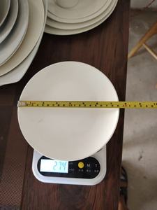 Produsen Porselen Putih Menjual Piring, Mangkuk, dan Cangkir Keramik Campuran Berdasarkan Berat dengan Harga Murah dan Stok Tersedia. - Product Image 3