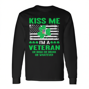 T-shirt a maniche lunghe Kiss Me I'm A Veteran Irish per il giorno di San Patrizio - Product Image 2