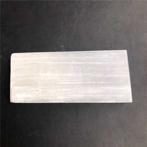 Plaques minéraux polies de haute qualité, en flacon de selénite blanc, cristal naturel, Feng Shui, <span class=keywords><strong>Image</strong></span> de décoration pour la maison, vente en gros, 2kg - Product Image 3