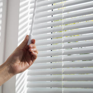 Tirai Jendela Tanpa Kabel Kaca Ganda Dibuat Di Dalam Jendela Louver dan Tirai Pintu Aluminium Venesia - Product Image 5