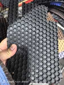 พรมปูพื้นรถยนต์หรูหรา 5029 สำหรับ Tiguan/<span class=keywords><strong>Jetta</strong></span> แบบ 3 มิติ รูปทรงหกเหลี่ยม ทำจาก PVC ชุดเต็ม กันน้ำ ปรับแต่งความหนาและลวดลายได้ - Product Image 2