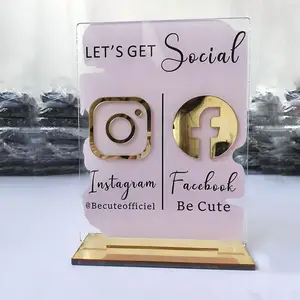 Çok Qr kodu akrilik standı T şekilli ekran kartı iş Instagram Facebook ayna akrilik sosyal medya işareti