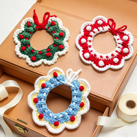 Bavoir en laine tricotée pour chat et chien, Noël, avec fleur au crochet fait main, antidérapant et écologique, accessoires pour animaux de compagnie