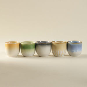 Tazas de té de cerámica hechas a mano con diseño Wabi Sabi para uso en hoteles, restaurantes y fiestas. - Product Image 1