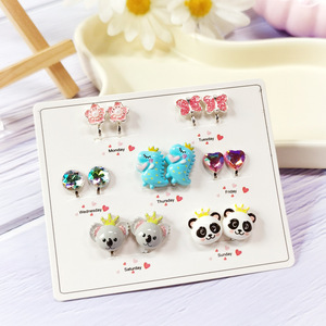 <span class=keywords><strong>Boucles</strong></span> <span class=keywords><strong>d</strong></span>'<span class=keywords><strong>oreilles</strong></span> pour enfants 2023 sans perçage, motif dessin animé, papillon, amour, ensemble de clips <span class=keywords><strong>d</strong></span>'<span class=keywords><strong>oreilles</strong></span> pour filles - Product Image 4