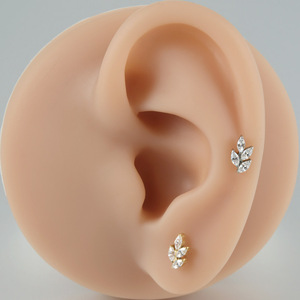Piercing de lèvre et de cartilage en alliage G23, motif feuille de fleur, zircon, revêtement titane, avec filetage interne, bijoux de piercing tendance - Product Image 2