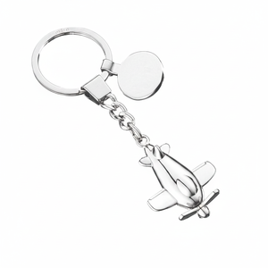 Portachiavi Personalizzato con Simbolo Aereo in PVC Morbido e Metallo per Aziende, Logo Personalizzabile - Product Image 2