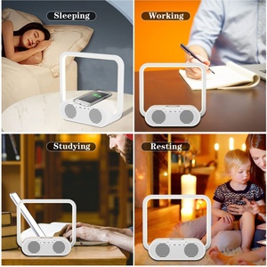 Chargeur sans fil 3-en-1, haut-parleur BT 5.0, lampe de bureau LED avec base E26, boîte à musique pour table de chevet - Abat-jour carré, alimentation CC - Product Image 4