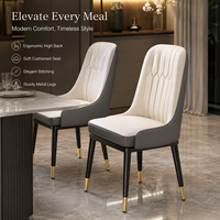 Chaise de salle à manger bicolore à dossier côtelé, intérieur crème, coque anthracite, coutures matelassées losanges, pieds à pointes dorées pour la maison et la cuisine