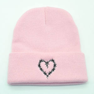 Venta al por mayor de moda de Punto Corazón Otoño e Invierno Multicolor bordado cálido Beanie Unisex Hip-Hop bordado Beanie sombreros - Product Image 2