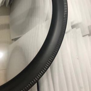 Cerchi per <span class=keywords><strong>bici</strong></span> in carbonio da 20 pollici da <span class=keywords><strong>16</strong></span> a 36 fori ruote per <span class=keywords><strong>bici</strong></span> in carbonio cerchio 451 cerchio per bicicletta in carbonio larghezza 26mm altezza 45mm - Product Image 3