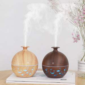 Diffuseur d'arômes en bois grainé, alimenté par USB, 35 dB, silencieux, humidificateur de bureau à domicile avec lumière LED, capacité inférieure à 0,5 L - Product Image 3