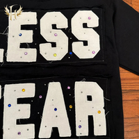 T-shirt surdimensionné personnalisé en coton épais coupe carrée cousu épaule tombante avec strass brodés et patch appliqué pour hommes