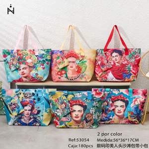 Sac de plage imprimé numérique Beauty Head 56x36x17cm avec petite sangle, sac fourre-tout - Product Image 2