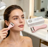 Rouleau de massage glacé pour le visage et les yeux, système de dermaroller rafraîchissant pour femmes, anti-gonflement et raffermissant pour la peau