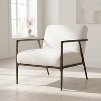Fauteuil d'appoint carré rustique avec accoudoirs inclinés, cadre en laiton forgé à la main, rembourrage en éponge, forme carrée
