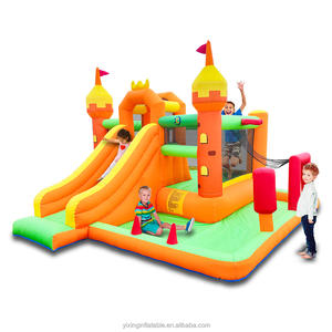 La piscina gonfiabile dello <span class=keywords><strong>scivolo</strong></span> d'acqua è dotata di pistole ad acqua, un'area di salto e una piscina. - Product Image 3