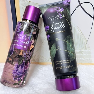 Spray Corporal <span class=keywords><strong>Victoria</strong></span>, Fragancia Original Floral, Spray <span class=keywords><strong>de</strong></span> Larga Duración, Splash Corporal, <span class=keywords><strong>Perfume</strong></span> Femenino <span class=keywords><strong>Victoria</strong></span>'s <span class=keywords><strong>Secret</strong></span> - Product Image 1