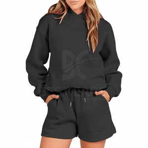 2023 nouveauté Logo personnalisé femmes hiver deux pièces ensemble haute qualité à capuche genou longueur Shorts solide tissu motif décontracté - Product Image 1