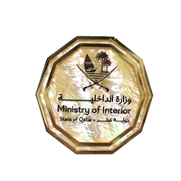 Pièces commémoratives en métal du Qatar bijoux artisanaux gravés sur mesure